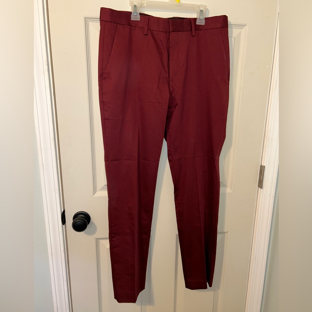 Express Men’s 31x32 Burgundy Dress Pants